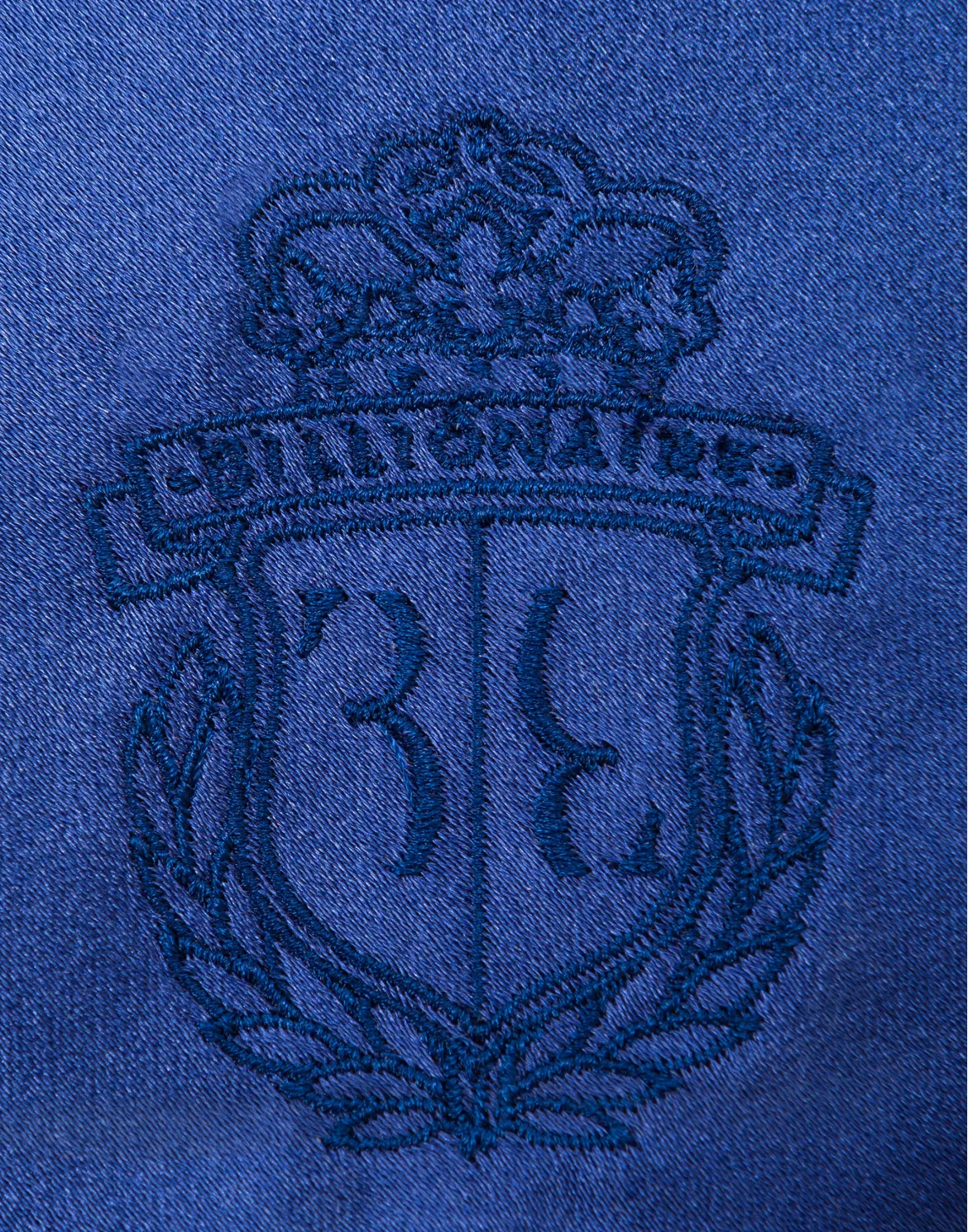 Tight Tie Crest, цвет: Синий