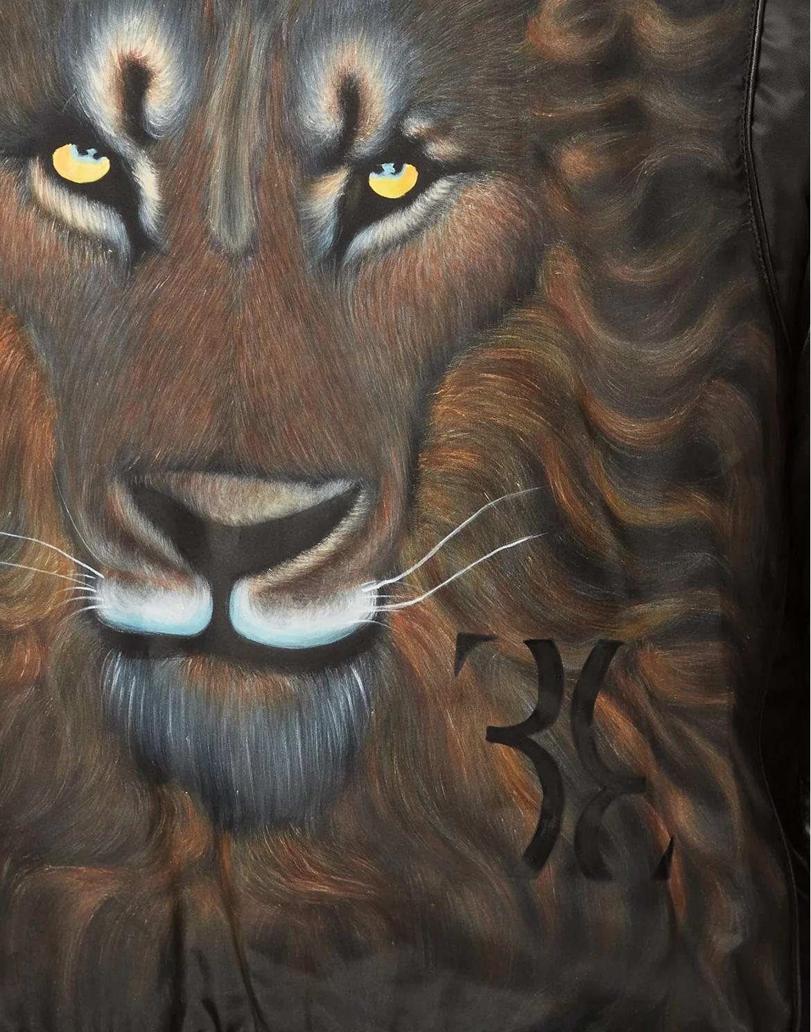 Bomber Lion, цвет: Черный