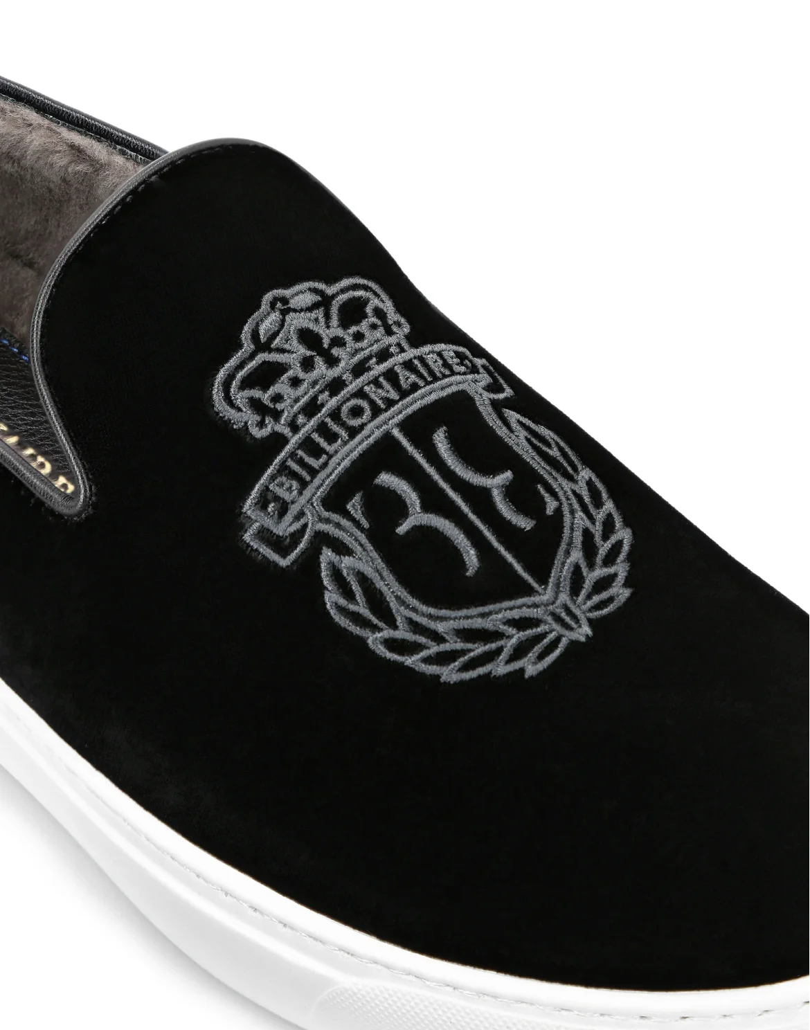 Slip On Crest, цвет: Черный
