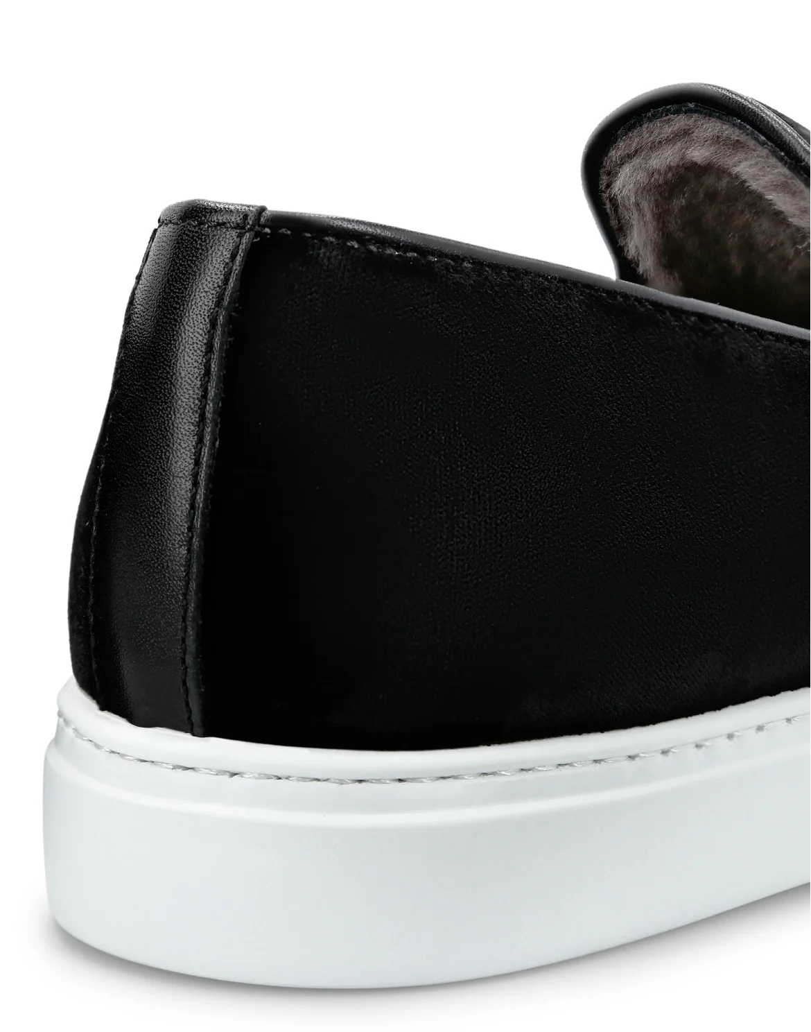 Slip On Crest, цвет: Черный
