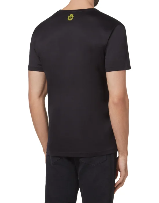 T-shirt V-Neck SS Crest